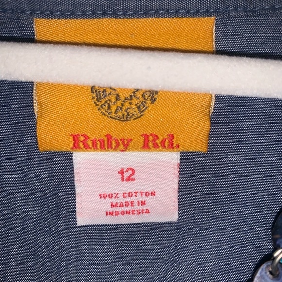 Ruby Rd. Blue Button up Sleeveless ruffled Blouse - Picture 4 of 7